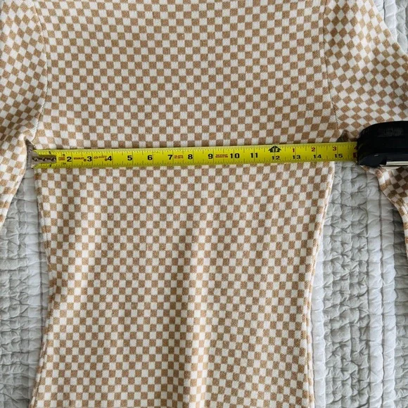 Abercrombie & Fitch Cream and Tan Long Sleeve Sweater Dress, Size MT - Picture 4 of 7